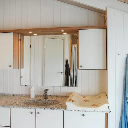 3 Bedroom Gorgeous Home In Glesborg Glesborg